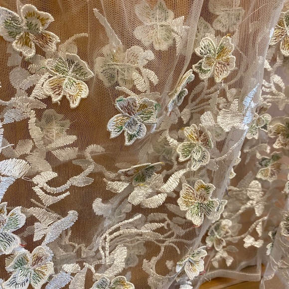 CHELSEA Ladies Top. - Picture 3 of 5